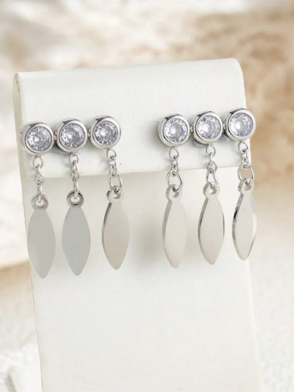 Women's  Sparkling Zirconia Decor Tassel Pendant Earrings